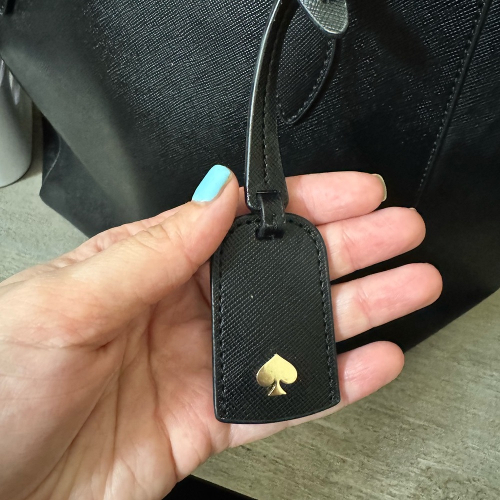 Kate Spade Black Dana Saffiano PVC tote with matching Madison wallet - Picture 9 of 16